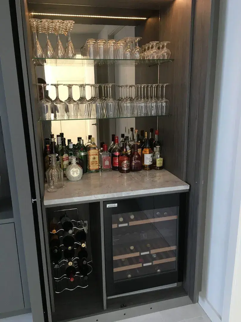 Media suite, hidden bar, detail